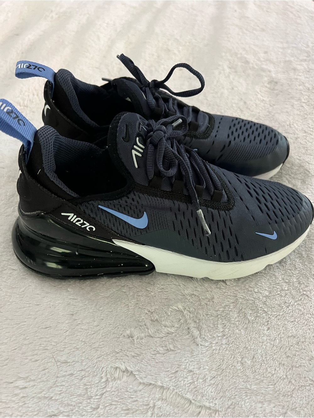 Nike Air Max 270 Navy with Light Blue Accents 5 youth